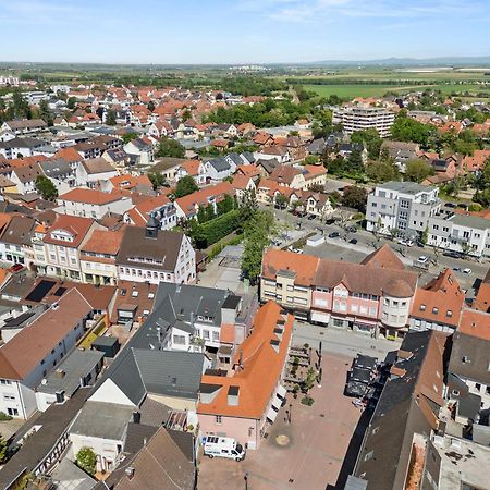 Lit Living Gruenstadt - Luxury- Style Boutique Apartments Exterior foto